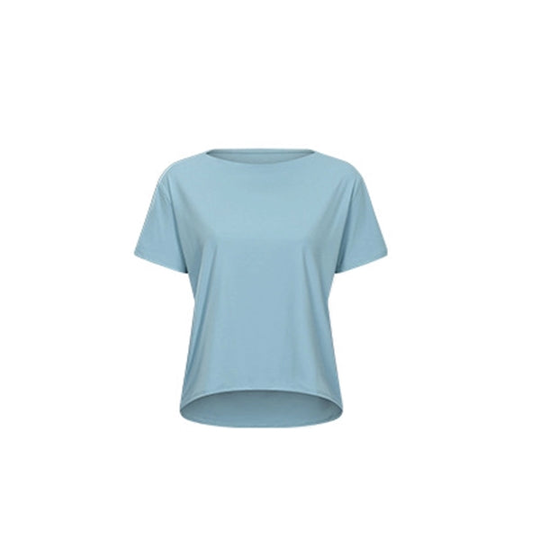 A loose fitness T-shirt