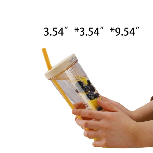 Large capacity fruit straw cup