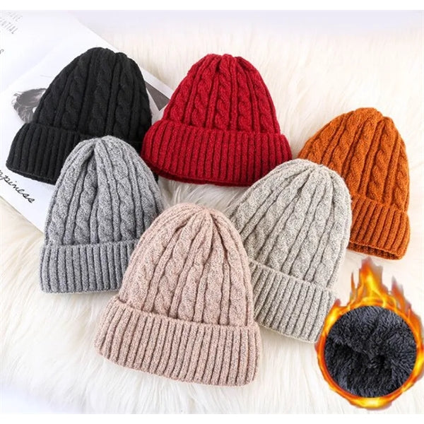 Cable Knit Fuzzy Lined Beanie