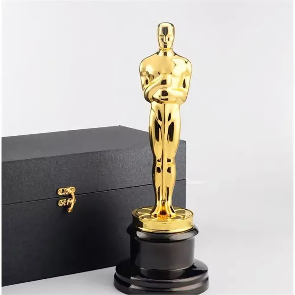 Golden Statues Award and Trophies