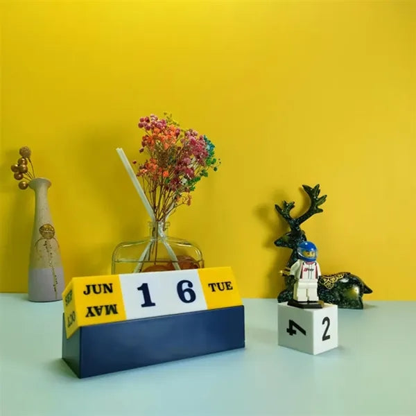 Daily Weekly Monthly Blocks Desk Perpetual Calendar Set