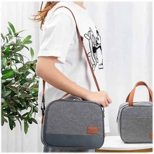 Lunch Boxes with Removable Shoulder