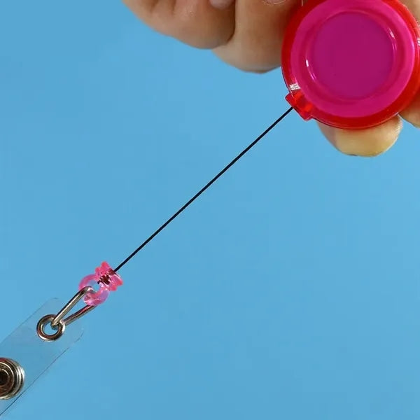 Round badge reel