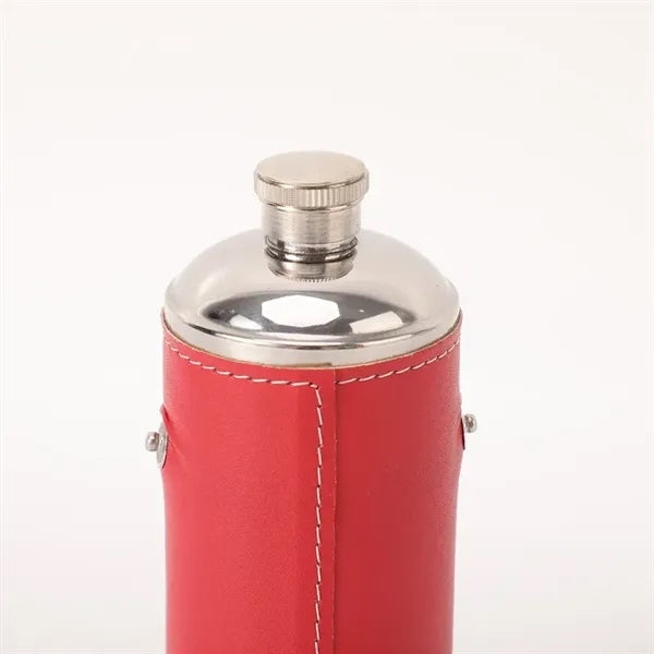 Pocket 8oz Hip Flask comes with 2 stainless steel cups