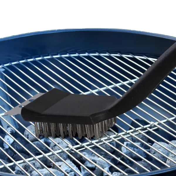 Outdoor barbecue cleaning brush