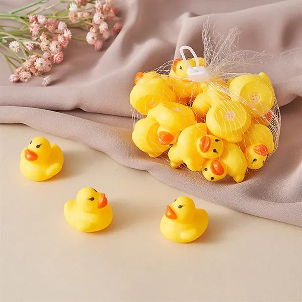Little yellow duck swimming toy pinch call small gift