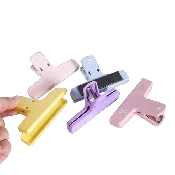 Magnetic Long-Tail Binder