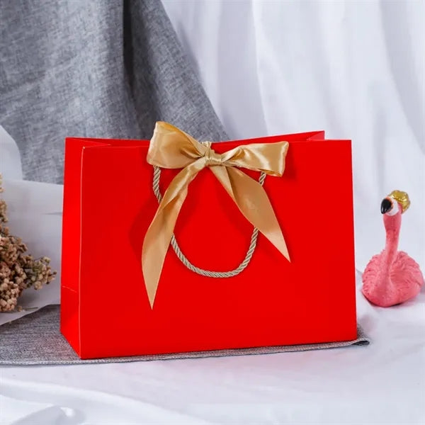 Luxury Customized Gift Paper Bags with Handle And Ribbon