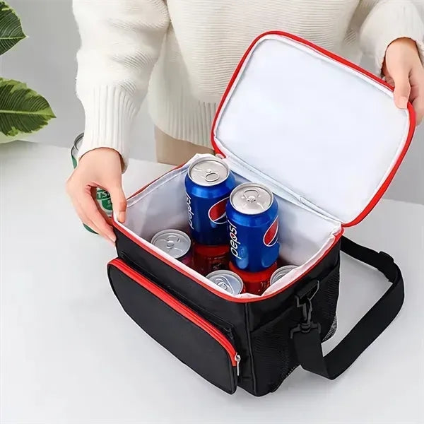 Portable fresh-keeping thermal insulation bag