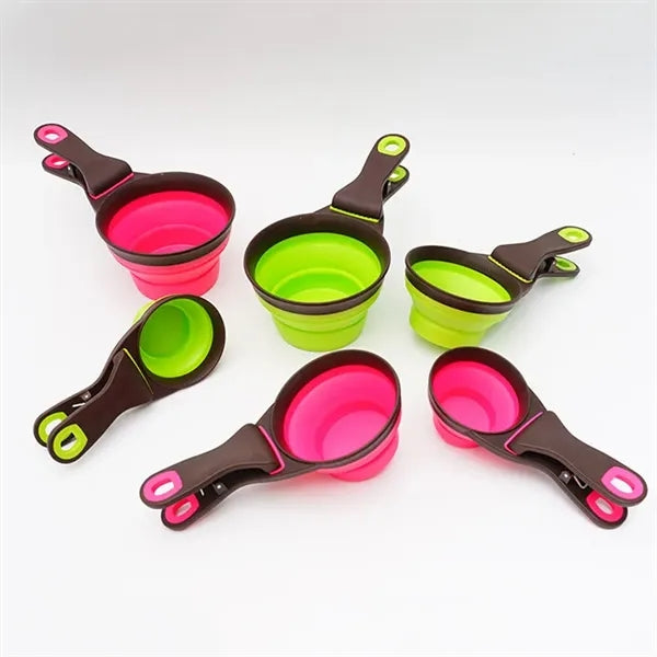 Pet Food Scoop With Collapsible Clip