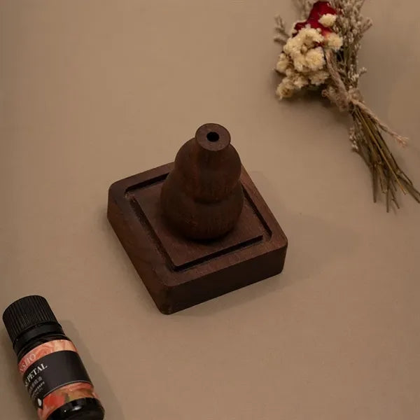 Minimalist Gourd-shaped Wood Aroma Ornament