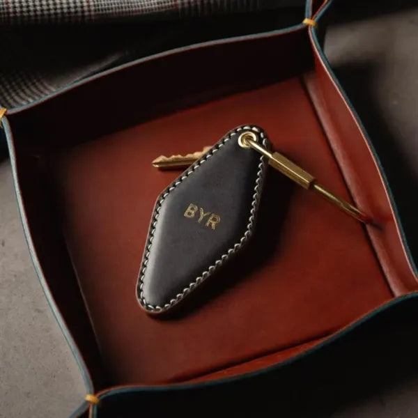Retro motel-style diamond leather keychain