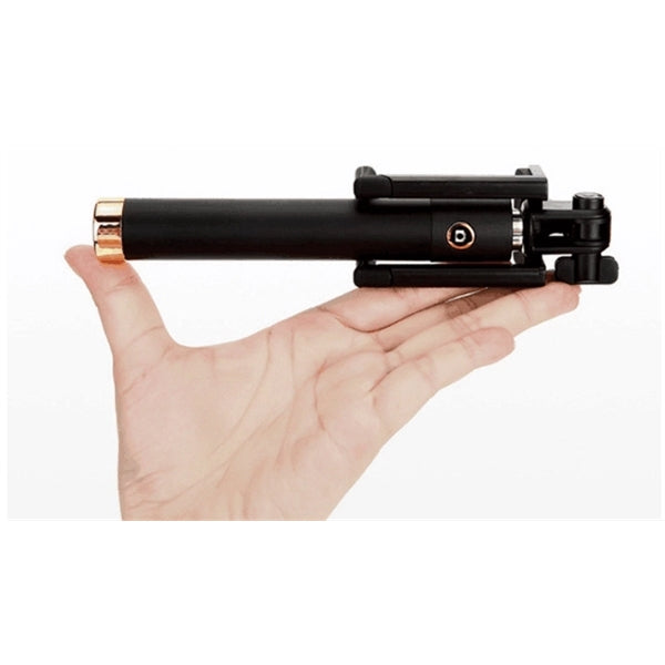 Wired selfie stick