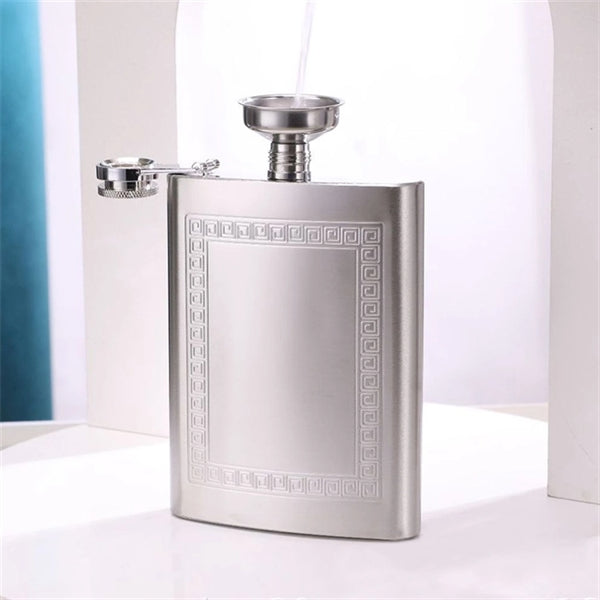 8oz Hip Flask Gift Set