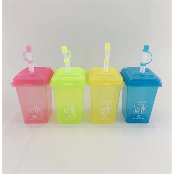 Plastic Sippy Straw Cup