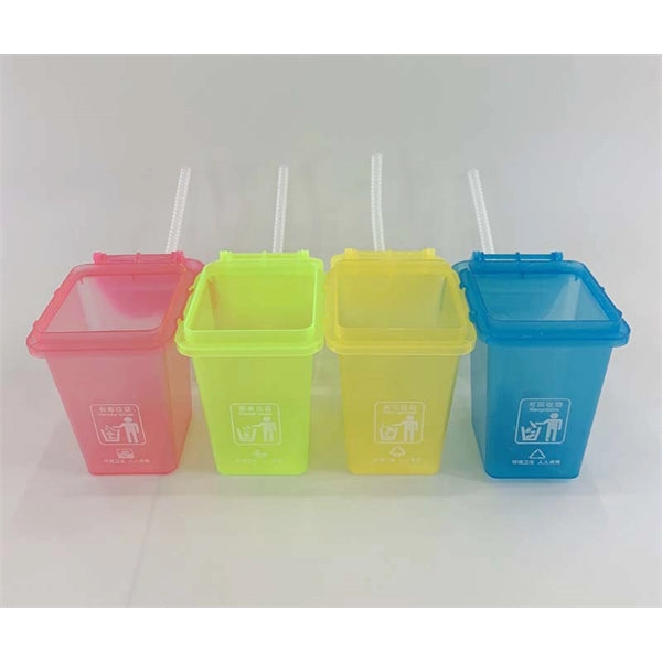 Plastic Sippy Straw Cup
