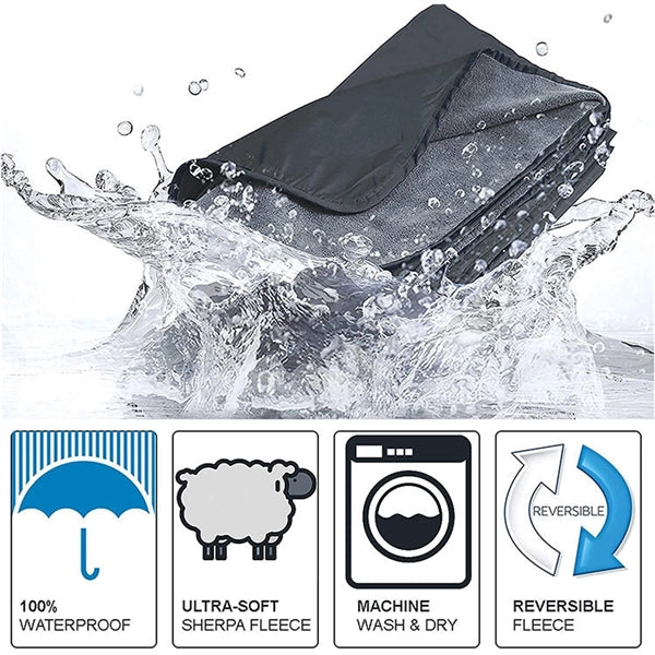 Waterproof Outdoor Blanket With Sherpa Lining