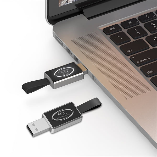 Ashburn Light-Up USB with Silicone Loop