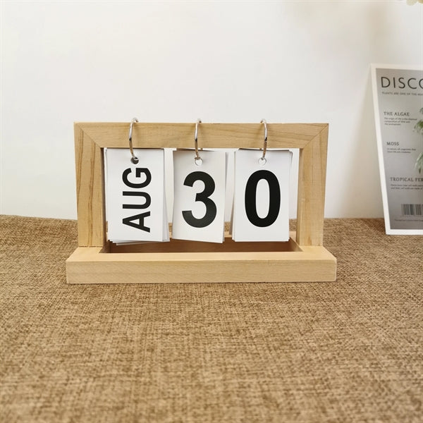Wooden Frame Vintage 2023 Desk Calendar