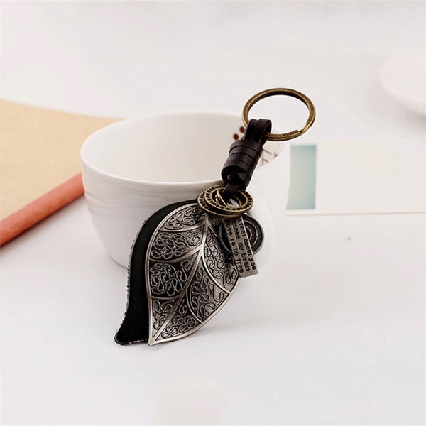 Retro Leaf Keychains Leather Alloy Key Rings Lucky Gift