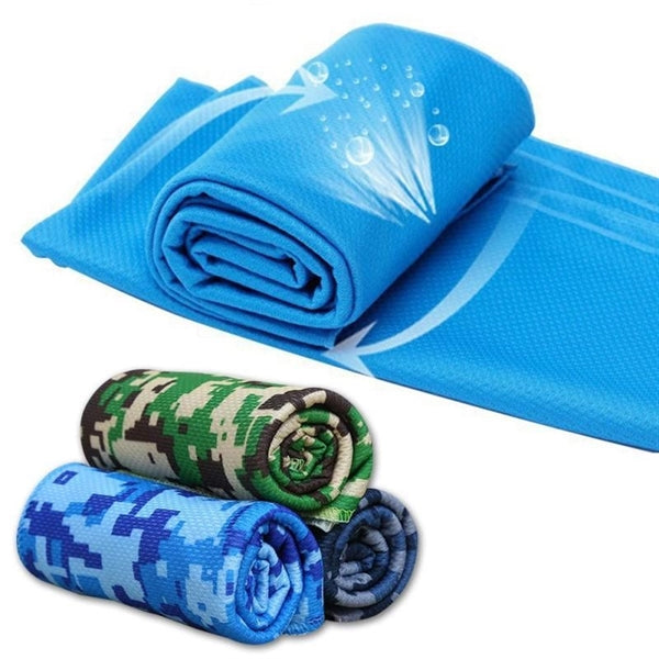 Camouflage cooling towel with CARABINER CASE