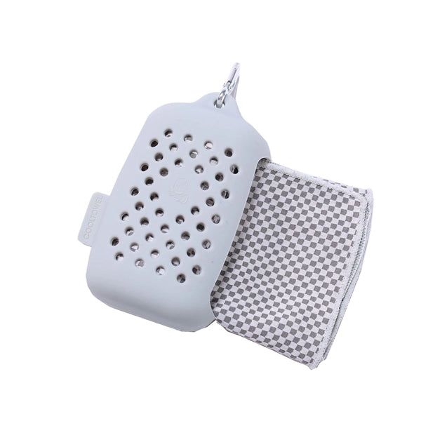 Cooling Towel with Silicone Storage Bag