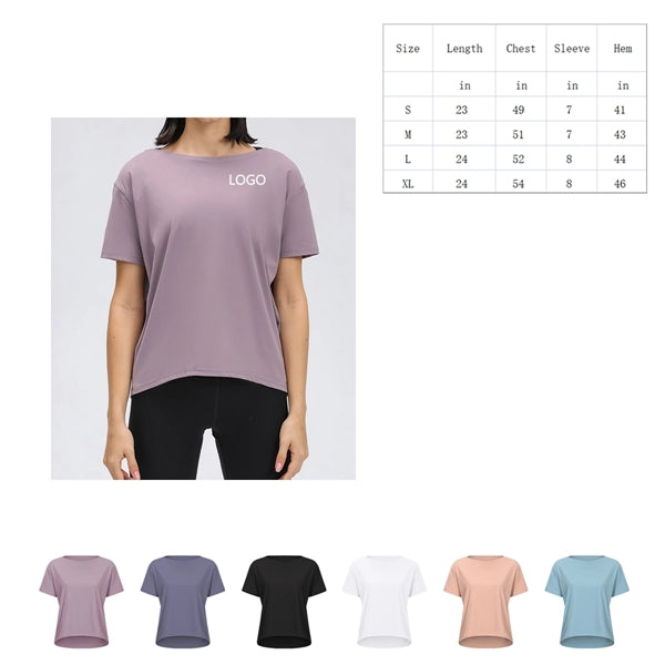 A loose fitness T-shirt