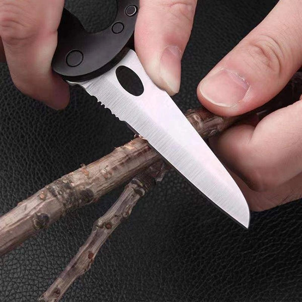 5-in-1 Multitool Outdoor Carabiner Pocket Knife Keychain