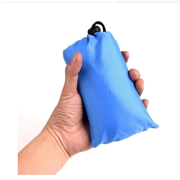 Portable Waterproof Beach Blanket wz Pounch