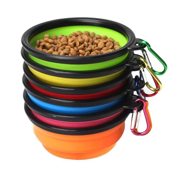 Folding pet feeding travel bowl with carabiners