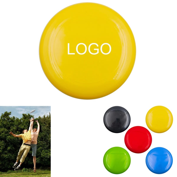 Outdoor Polyethylene Teens Flying Disc Playing With Pets