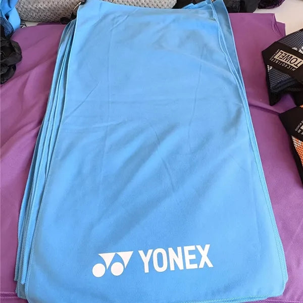 Microfiber Workout Towel, Ideal for Outdoor Activities.