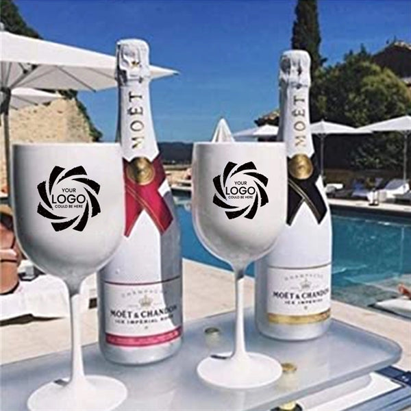 Plastic wine cup