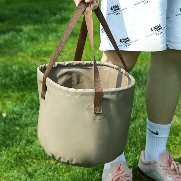 2.6 Gallon Collapsible Bucket with Handle