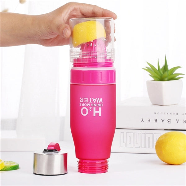 Portable 22 Oz Lemon Fruit Infuser Squeezer Cup Water Bottle