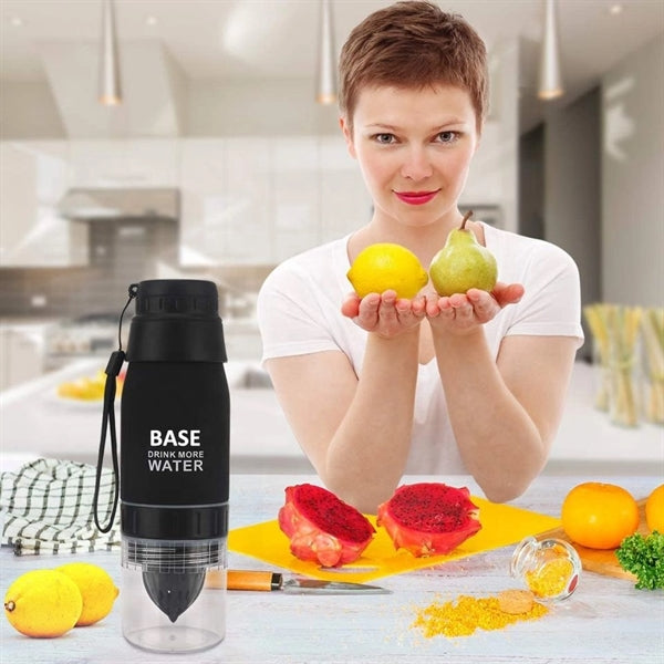 Portable 22 Oz Lemon Fruit Infuser Squeezer Cup Water Bottle