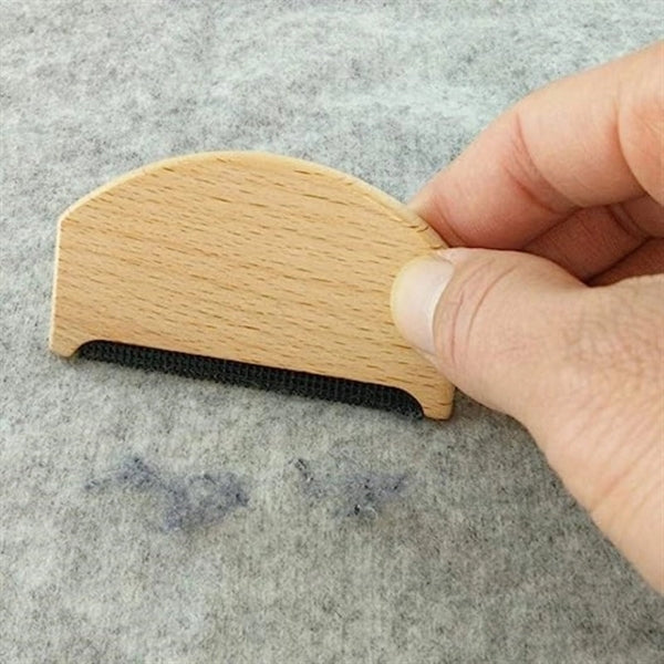 Portable Travel Clean Sweater Brush