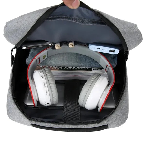 Splash-proof Laptop Backpack with USB Charging Port