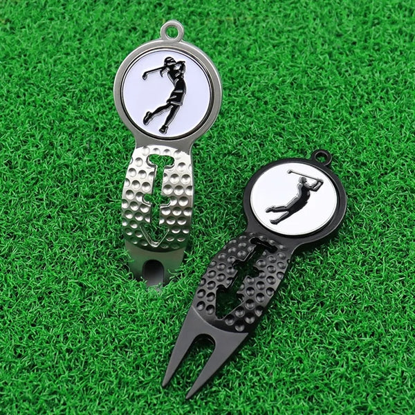 Golf Divot Tool With Arrow Line Stencil