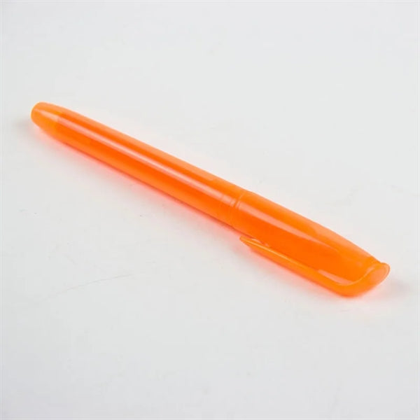 Slanted Tip Highlighter