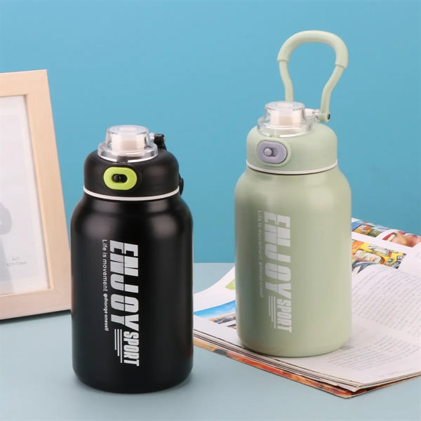 Large Capacity Stainless Steel Insulated Mug With Straw