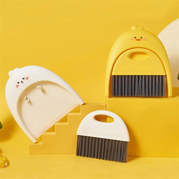 Mini Cartoon Broom Dustpan Suit