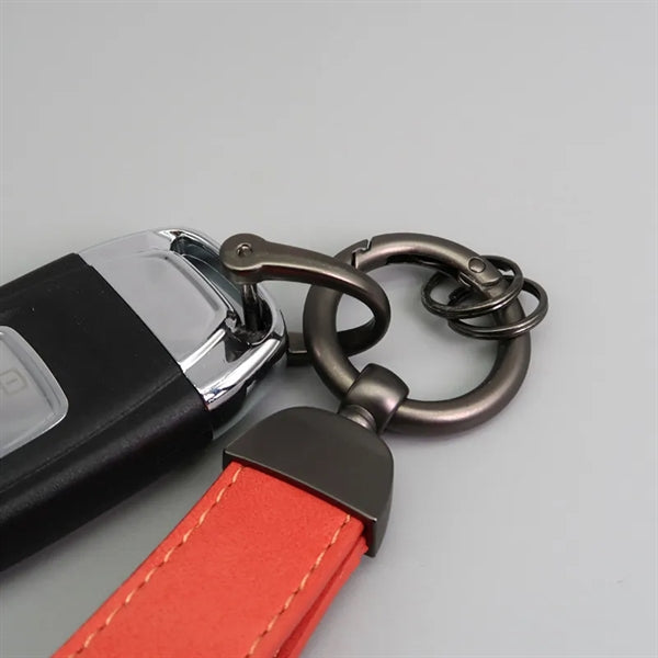 LOGO car leather keychain can be customized