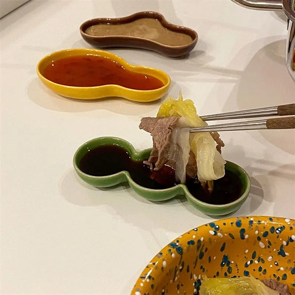 Creative Porcelain Dip Ceramic Pinch Bowl Sauce Dish Plate