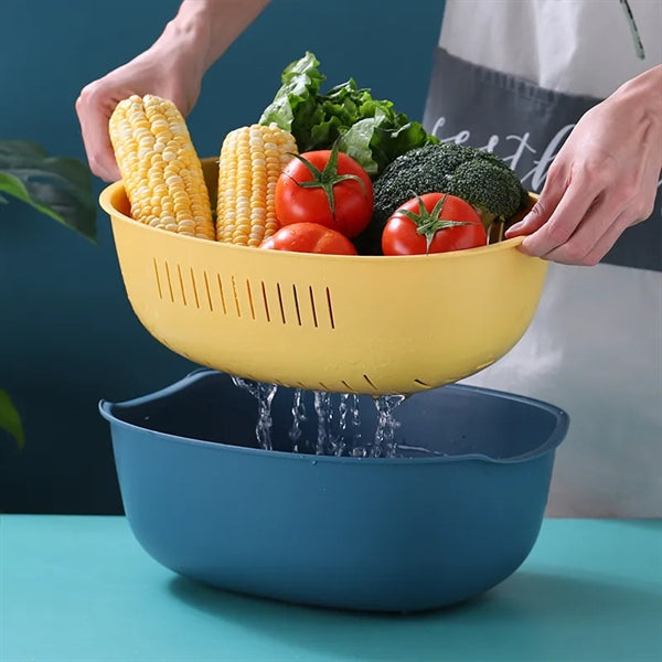 Drain water to wash vegetable
