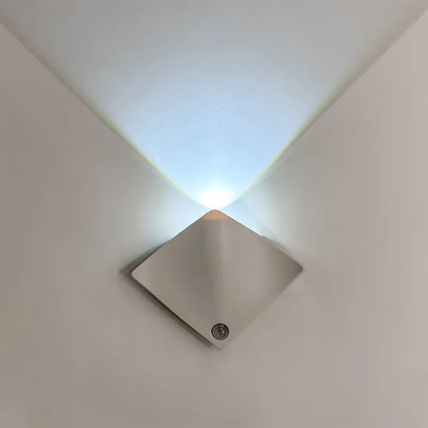 Rechargeable Sensor Night Light - Devil Fish Design