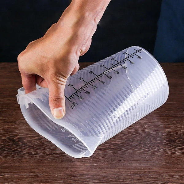 Measuring Cup With Lid