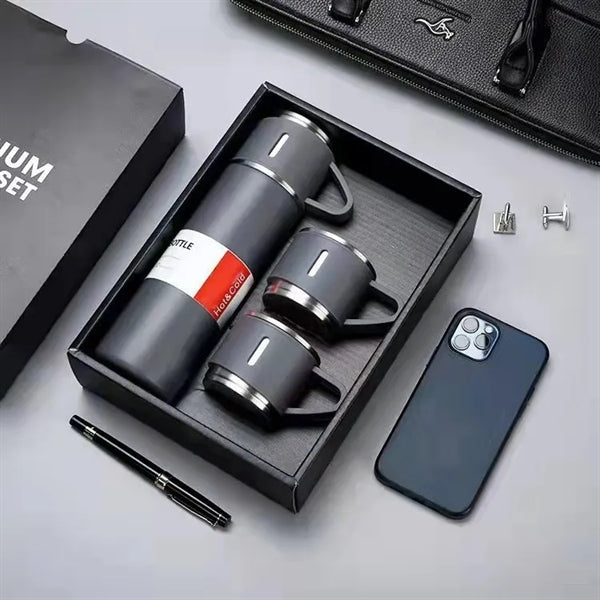 Vacuum Flask With 3 Cups Gift Set