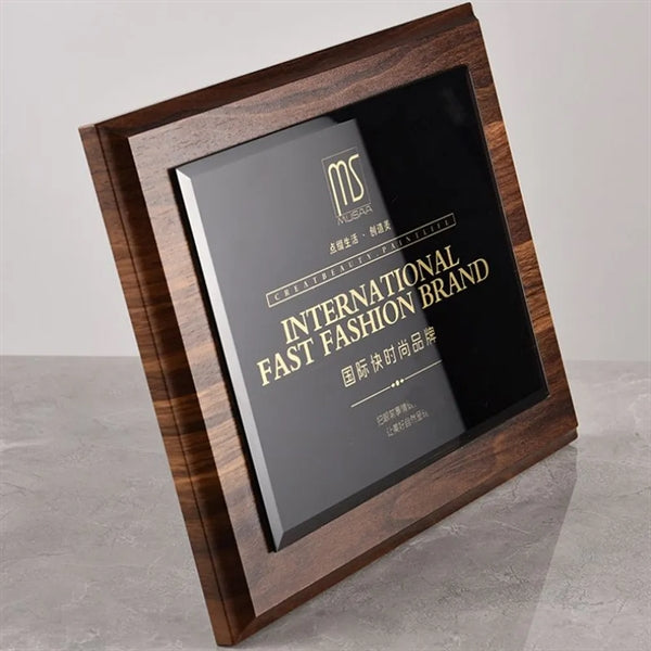 Engraving Wooden Plaques Award