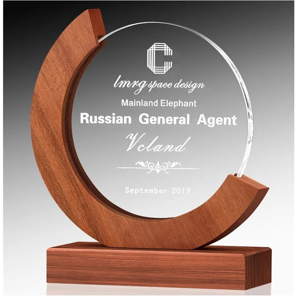 Round Moon Wood Award